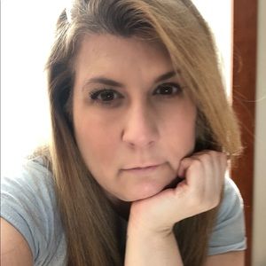 Meet your Posher, Em